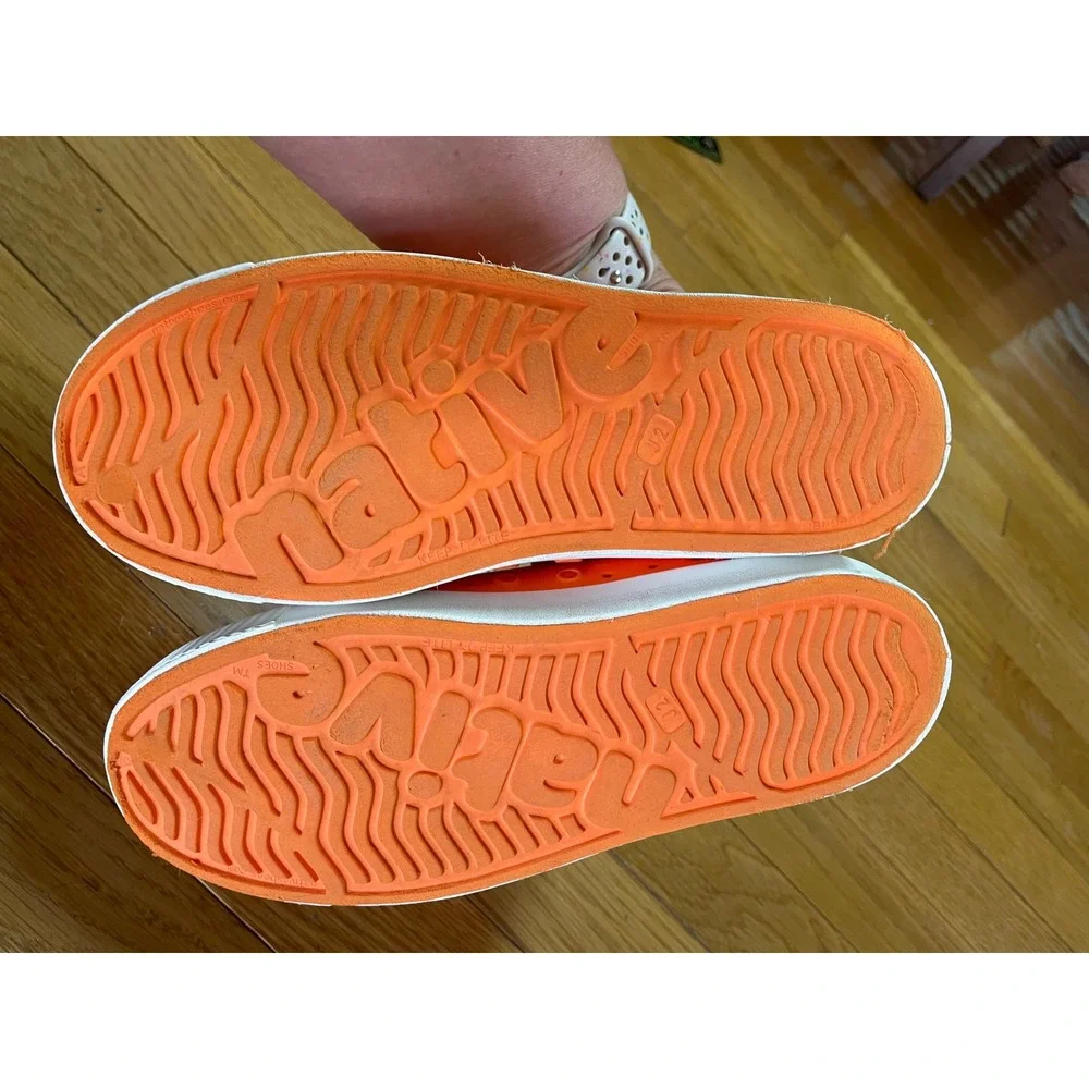 Native Jefferson Kids Orange EVA Slip On Water Shoes Sneakers J2